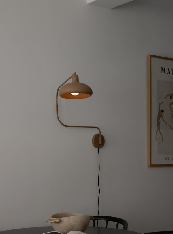 KRUM | SPRING WALL LIGHT 02