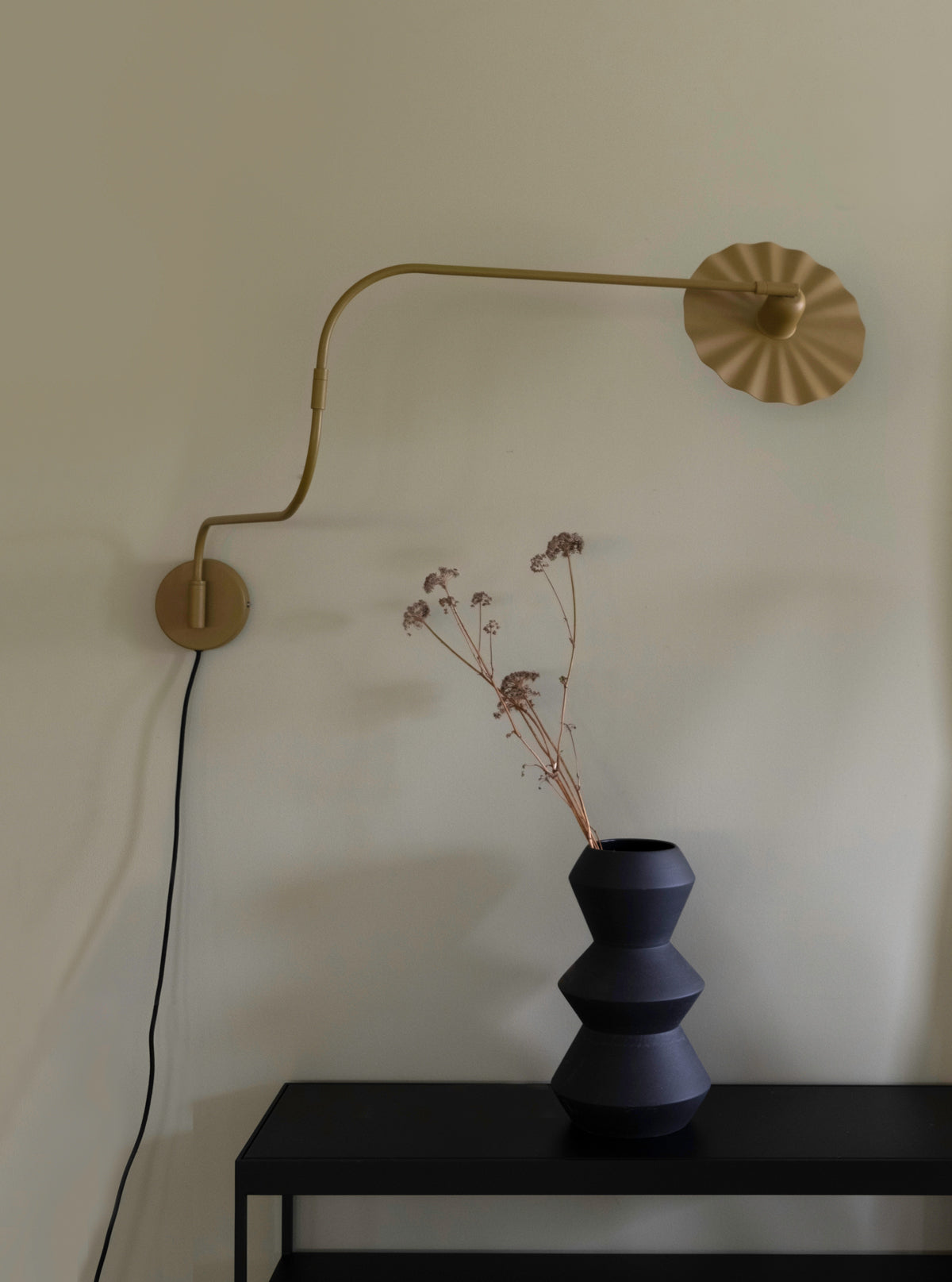 KRUM | SPRING WALL LIGHT 02