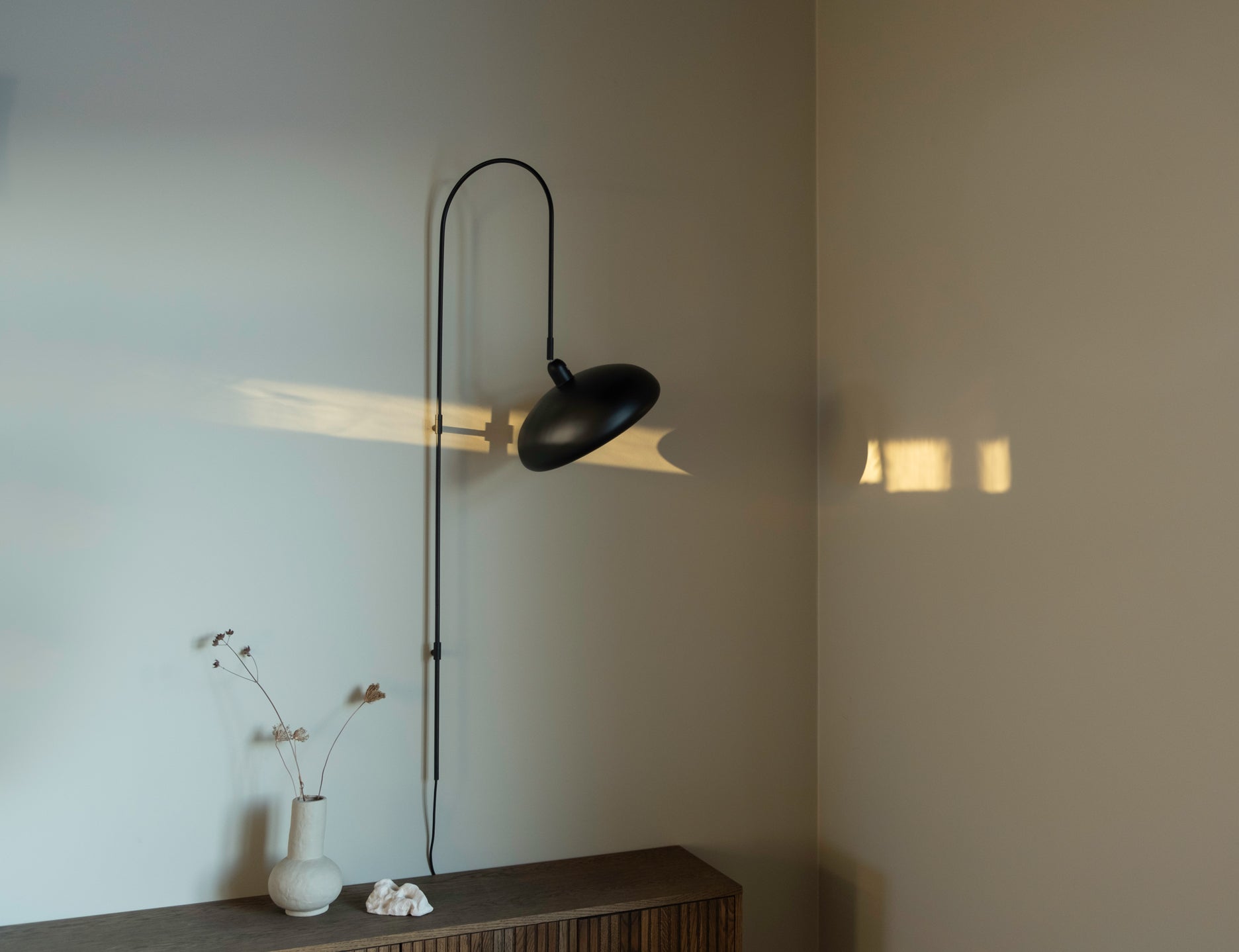 KRUM | SPRING WALL LIGHT 03