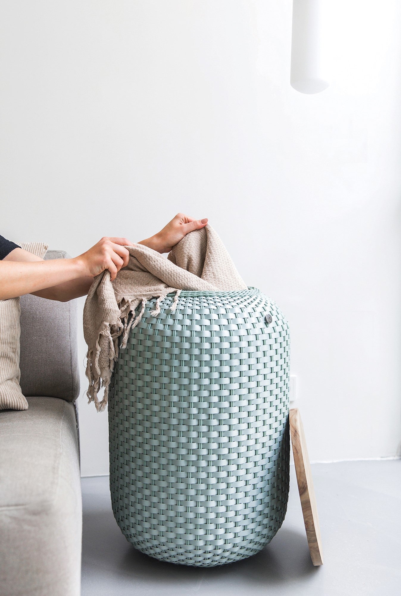 'HALO HIGH' STORAGE BASKET/SIDE TABLE