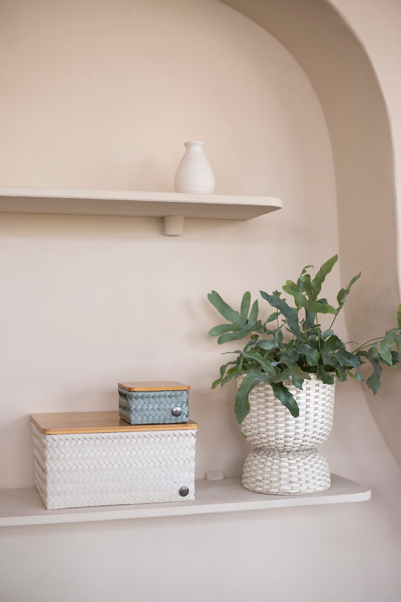 'twist' plant stand