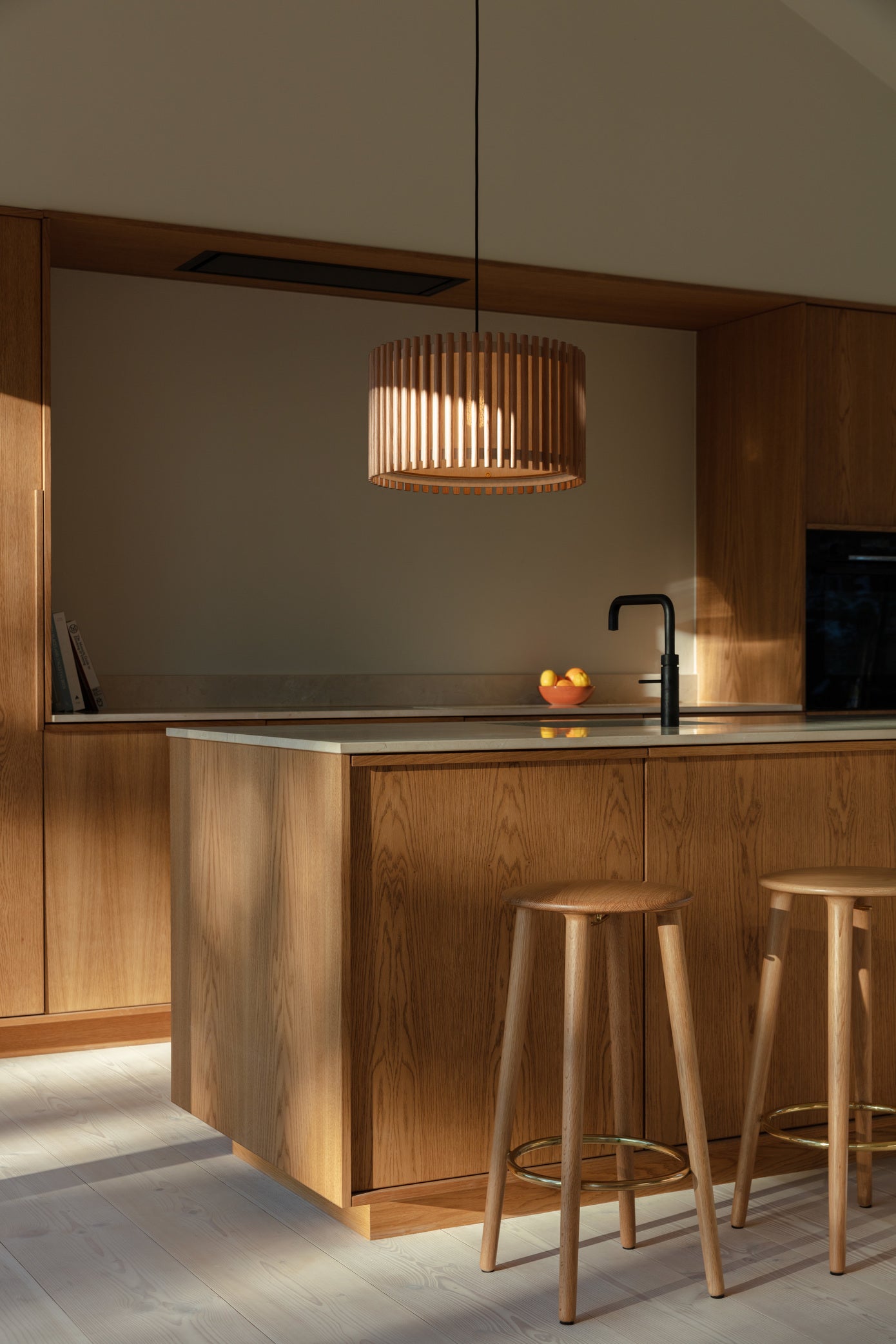 SOCIALITE | COUNTER STOOL