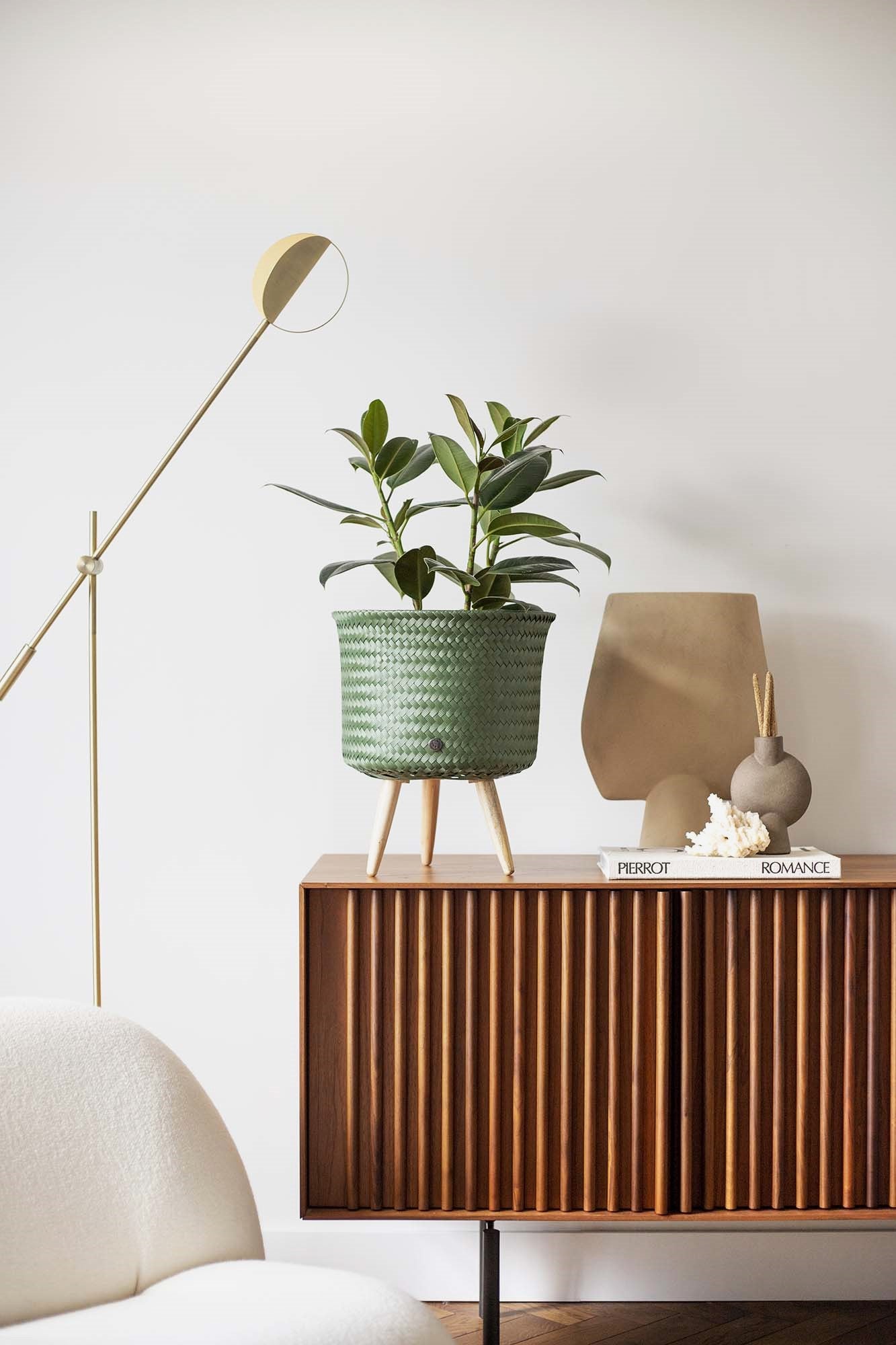 'UP HIGH' PLANT BASKET