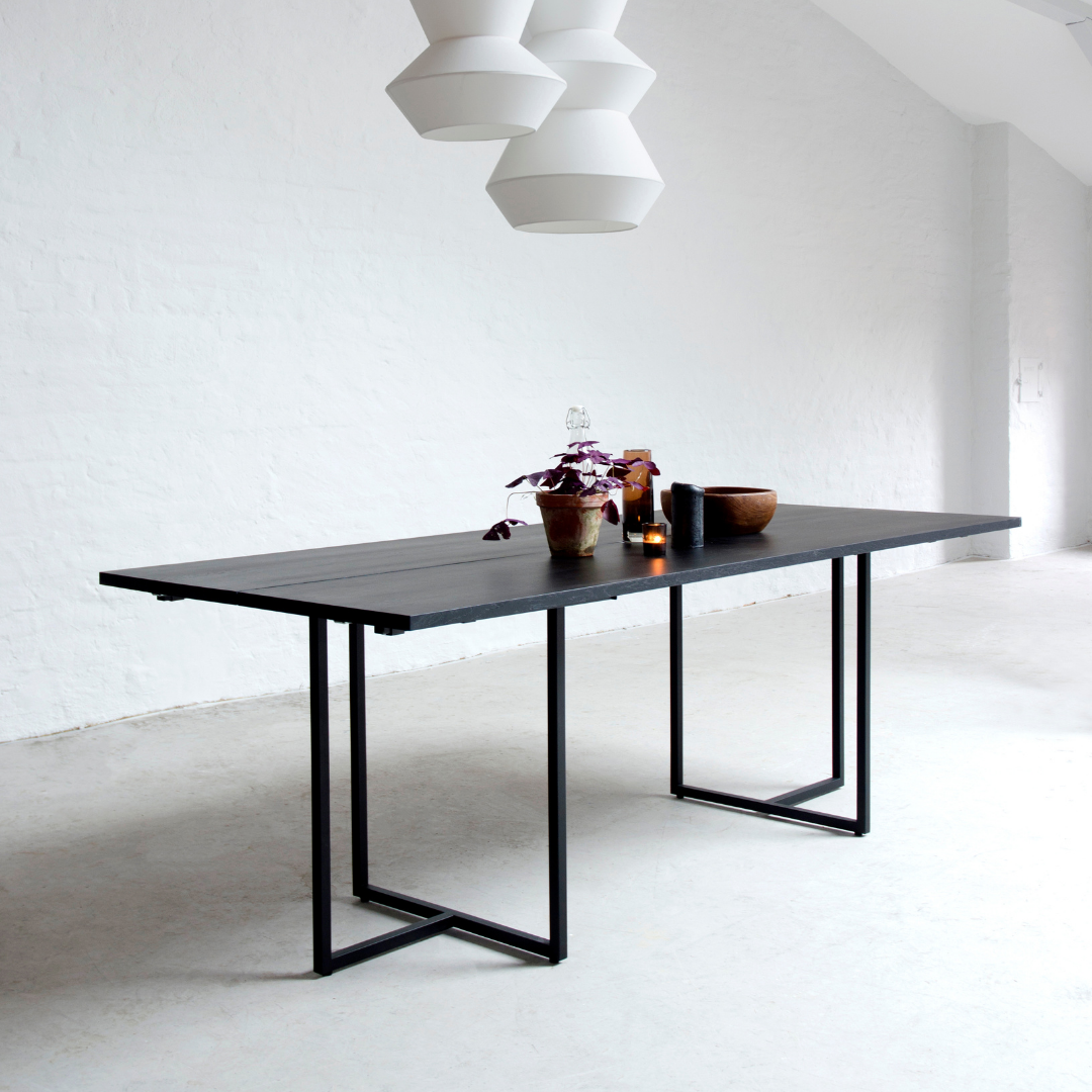 T-BORDET DINING TABLE
