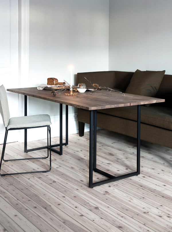 T-BORDET DINING TABLE