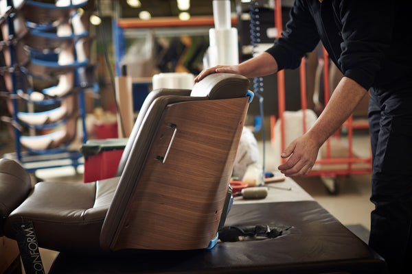 TIMEOUT CHAIR WITH FOOTSREST by CONFORM | NEW PROMOTIONAL PRICE ...