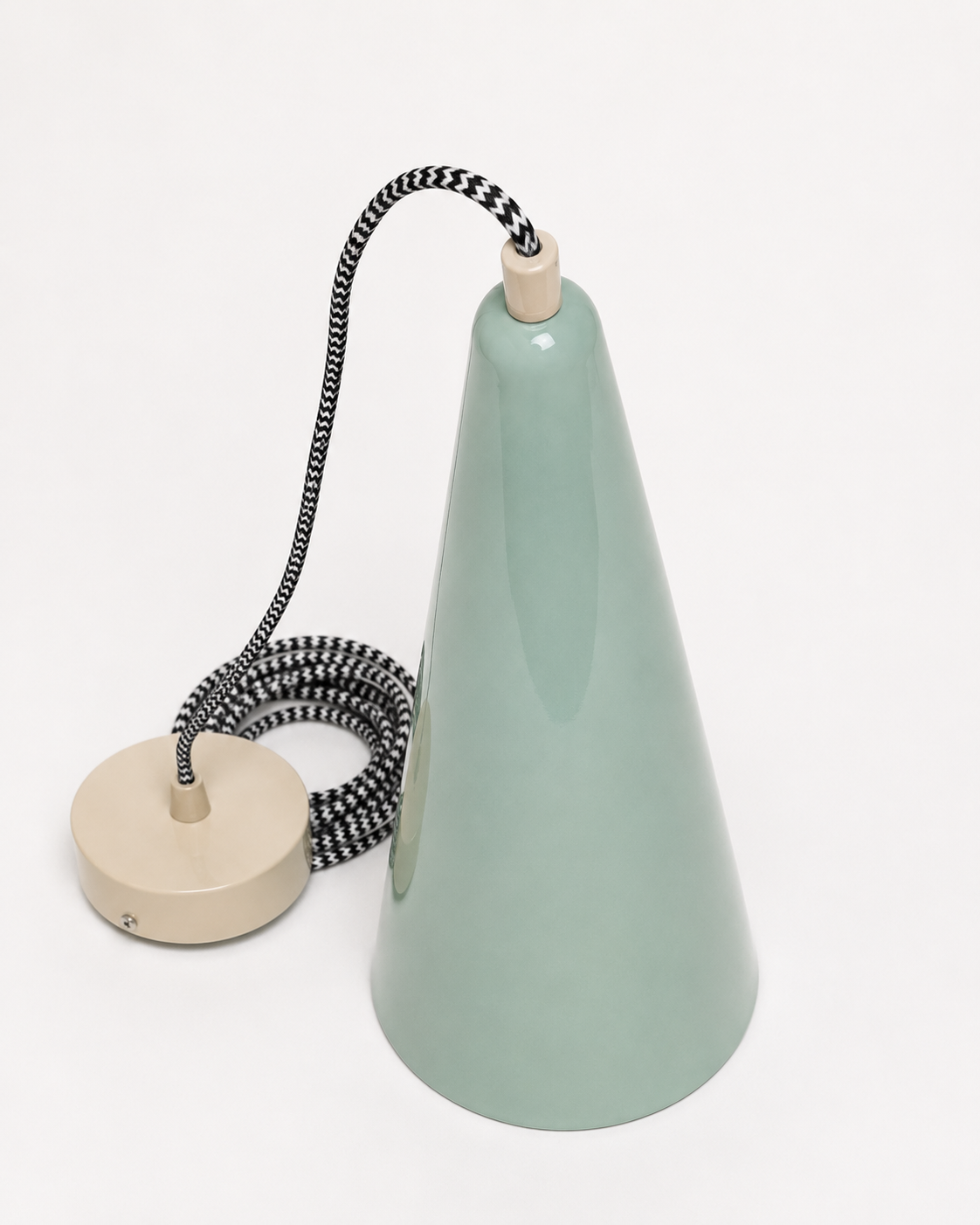Kjeglelampe Pendant Lamp