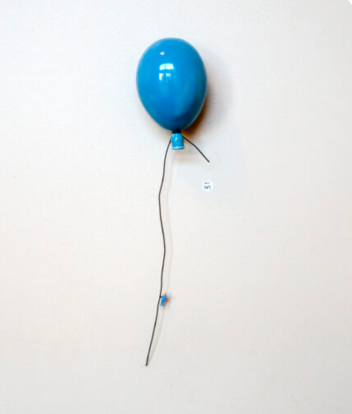 SMALL BLUE BALLOON